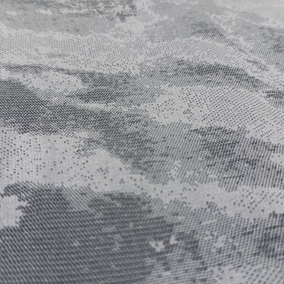 Athleta Gray Camouflage Long Sleeve Shirt - Picture 2 of 3